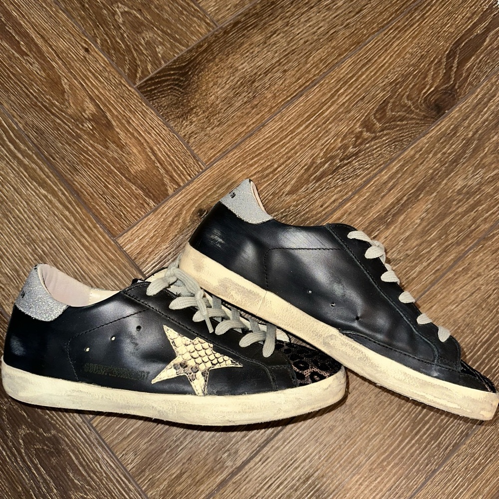 Golden Goose Superstars - Picture 2 of 6